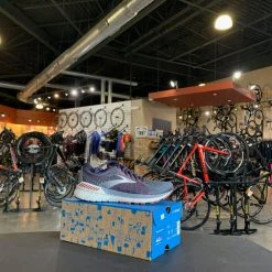 Men's Brooks Adrenaline GTS 21 Peacoat/Red | Running