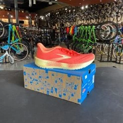 Women's Brooks Hyperion Tempo Orange/Yellow | Running