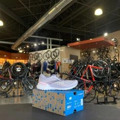 Women's Brooks Adrenaline GTS 21 Lilac/Ombre Blue | Running