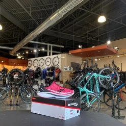 Women's Saucony Kinvara 12 Cherry/Silver | Running