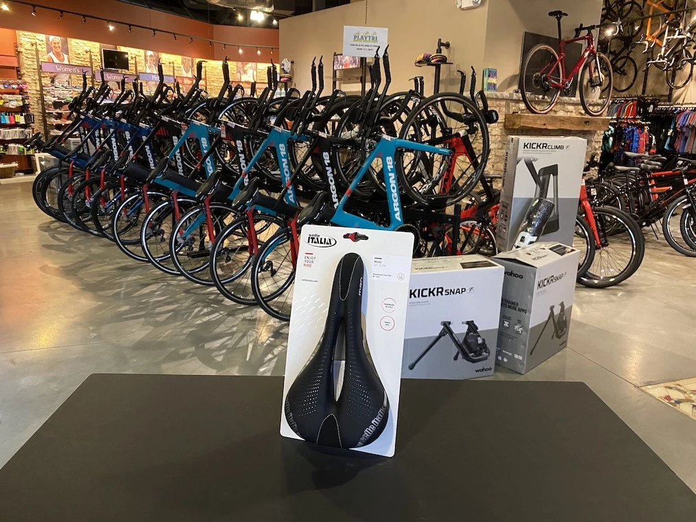 Selle Italia Man Gel Flow | Seats & Saddles 3 Selle Italia Man Gel Flow | Seats & Saddles