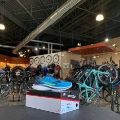 Men's Saucony Kinvara 12 Cobalt/Citrus | Running