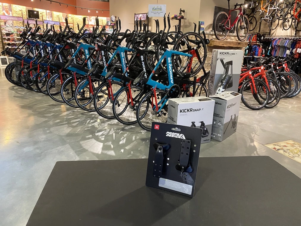 Profile Design Sonic Bracket Kit | Triathlon Armrests & Pads 3 Profile Design Sonic Bracket Kit | Triathlon Armrests & Pads