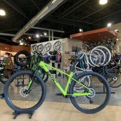 BMC Twostroke AL ONE | Hardtail -Playtri - Middleton Sales 2022 CEiiTFmRWTVZpJqDHZozWLBJ4