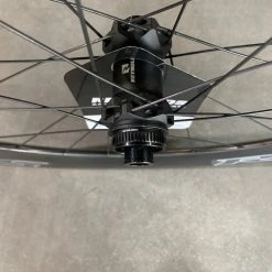 Reynolds AR80 Disc Carbon Clincher Tubeless XDR Wheelset | Wheel Sets -Playtri - Middleton Sales 2022 CKzDAUDamrVgYm00 nJFzd9Fg