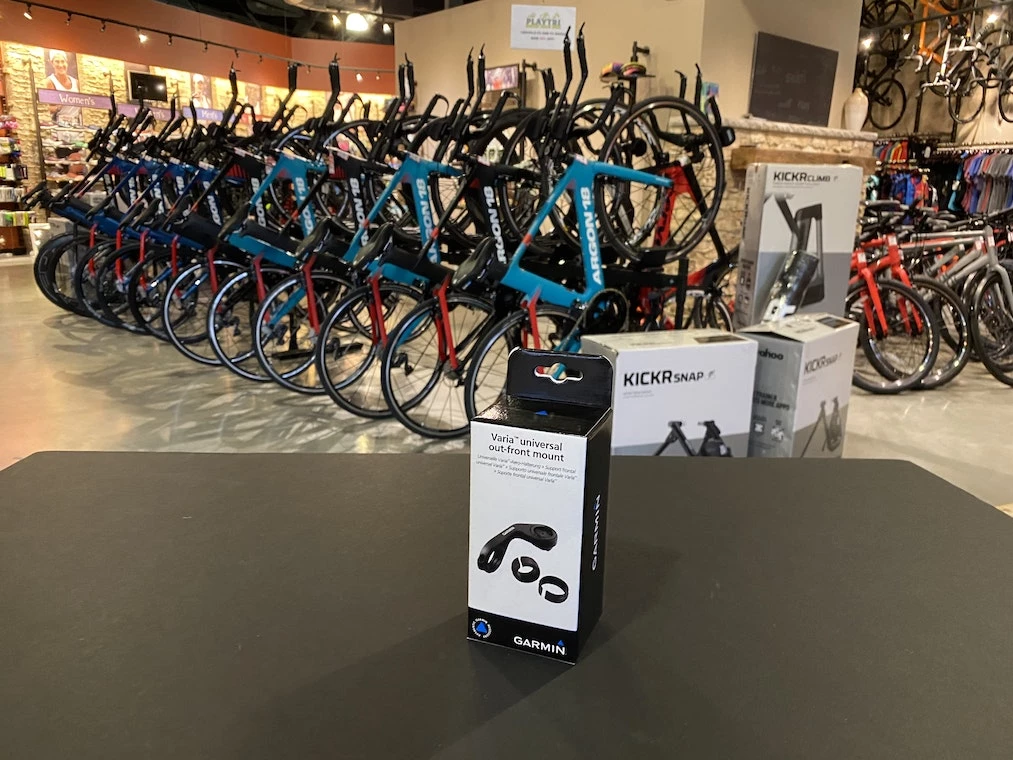 Garmin Varia Universal Out-front Mount | Mounts 3 Garmin Varia Universal Out-front Mount | Mounts