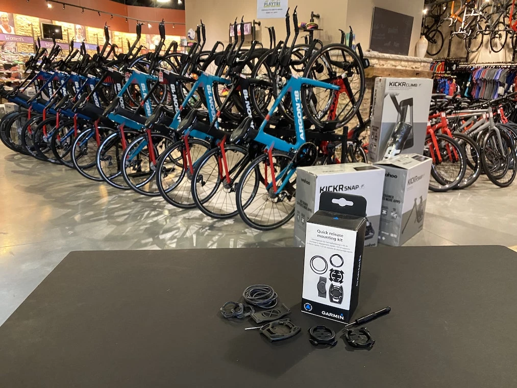 Garmin Quick Release Mounting Kit | Mounts 4 Garmin Quick Release Mounting Kit | Mounts - Image 2