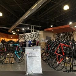 Robert Axle Project TRA221 12x167mm 1.75 Thread Pitch Trainer Thru Axle | Trainer Skewers