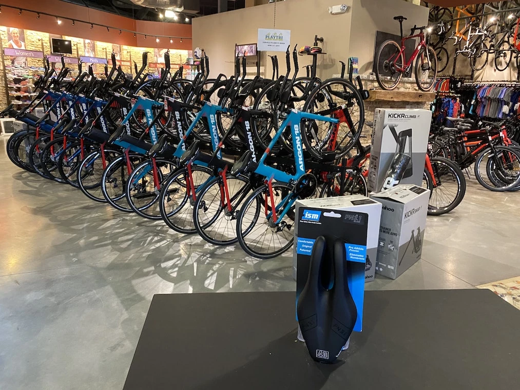 ISM Pn3.1 40 | Seats & Saddles 3 ISM Pn3.1 40 | Seats & Saddles