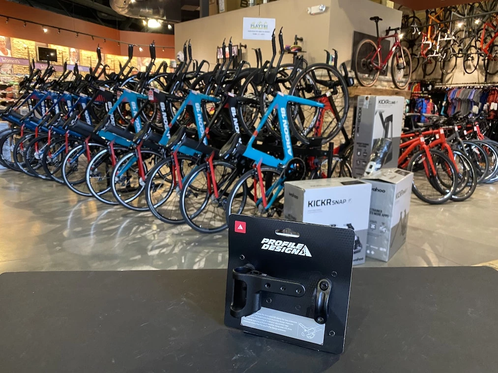 Profile Design J4 Bracket | Triathlon Armrests & Pads 3 Profile Design J4 Bracket | Triathlon Armrests & Pads