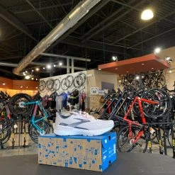 Women's Brooks Launch 8 GTS Primrose/Ombre | Running