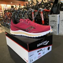 Womenâ€™s Saucony Kinvara 11 Berry/Gold | Running