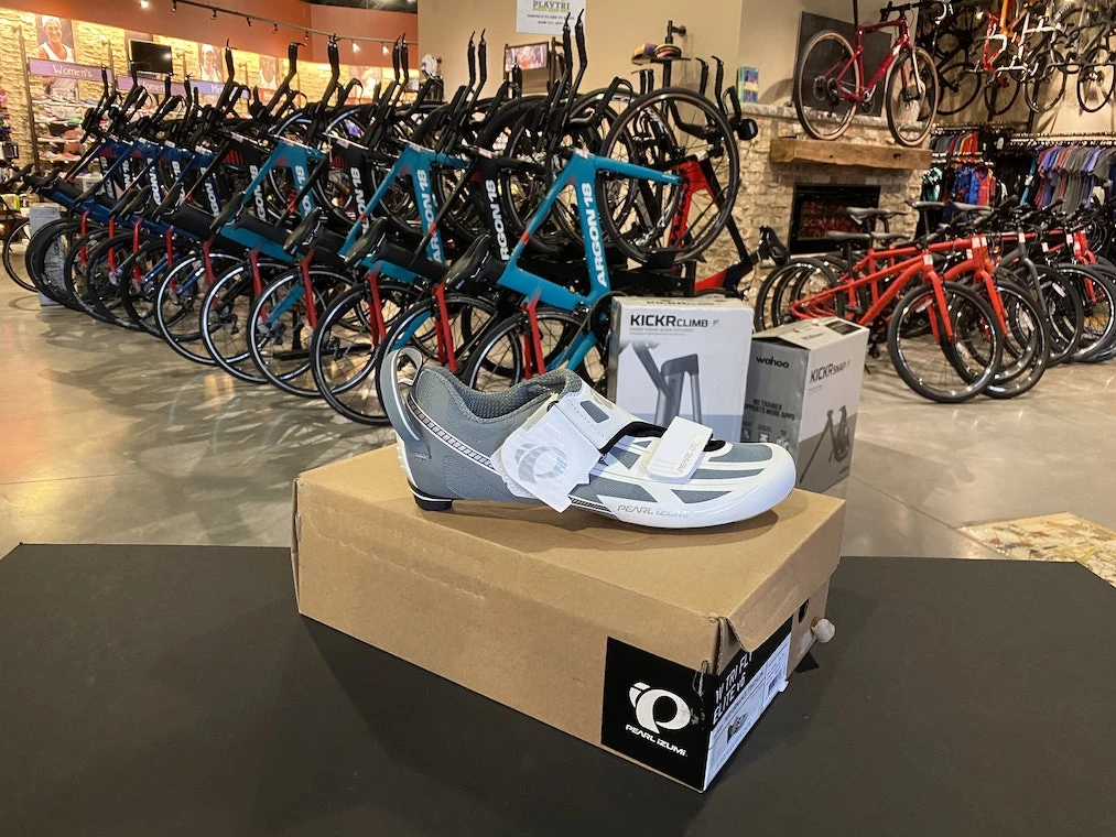 Pearl Izumi Pear Izumi Women's Tri Fly Elite V6 | Triathlon & Time Trial Bike 3 Pearl Izumi Pear Izumi Women's Tri Fly Elite V6 | Triathlon & Time Trial Bike