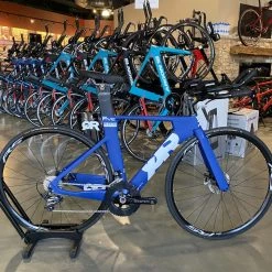 Quintana Roo PRFive Disc Ultegra Playtri Edition 2020 | Triathlon & Time Trial Bikes