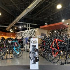 Arundel Sideloader Carbon Bottle Cage Gloss Carbon | Bottle Cages