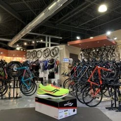 Women's Saucony Endorphin Speed Citron | Running